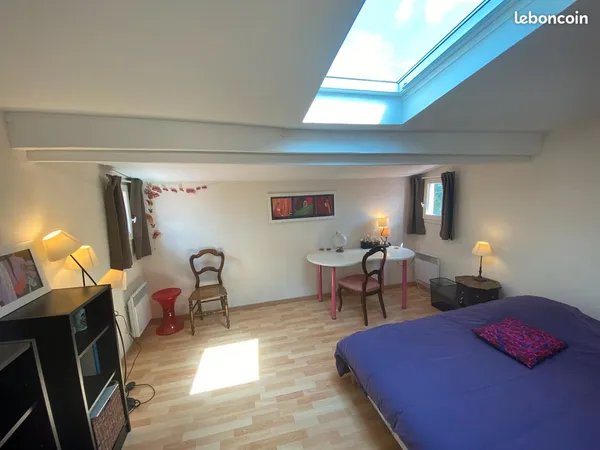 Loue chambre pour étudiant(e) 14m² à 10mn de bus du campus Bordeaux-Talence - éligible Allocation lo