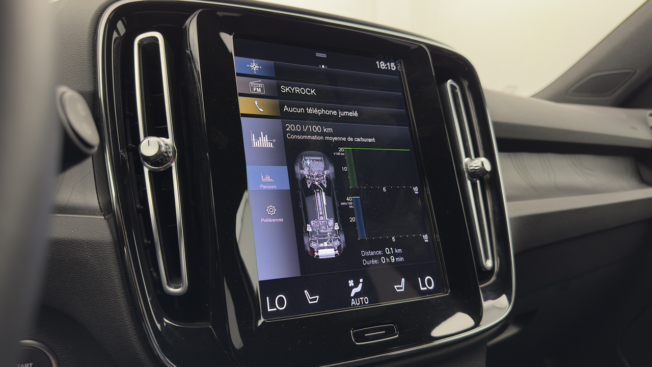 Volvo XC40 T5 Recharge 180+82 ch DCT7 — photo 25