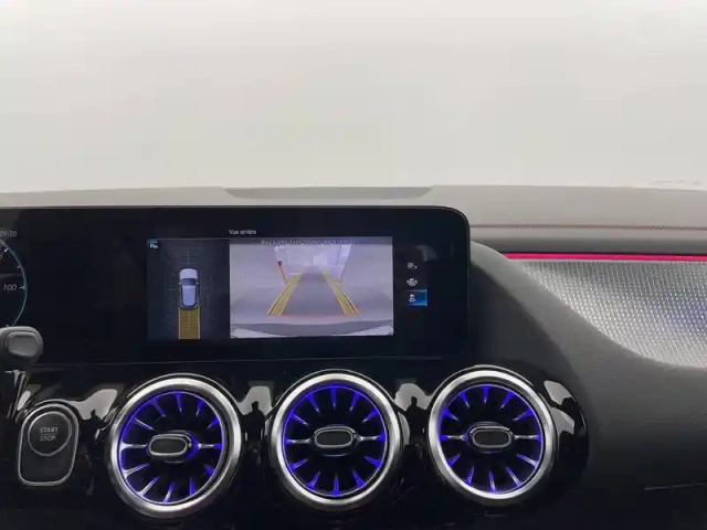 Mercedes Eqa 250 — photo 18