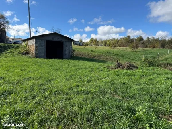Garage 38 m² Saint Maixant