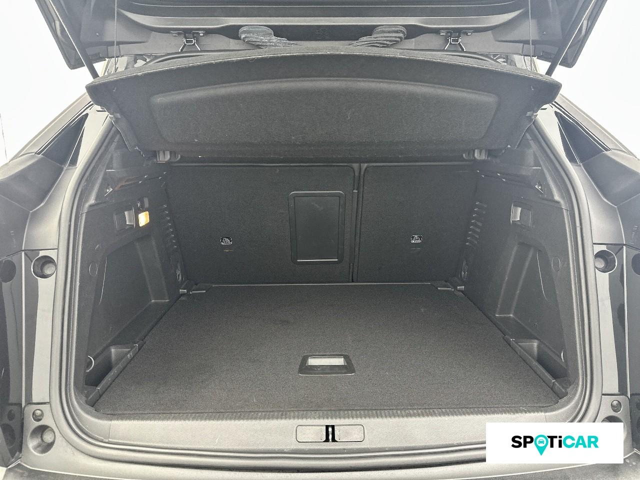 Peugeot 3008 1.2 puretech 130ch s&s roadtrip eat8 — photo 6