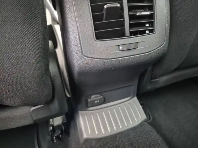 Volkswagen T-Roc 1.6 tdi 115 start/stop bvm6 — photo 36