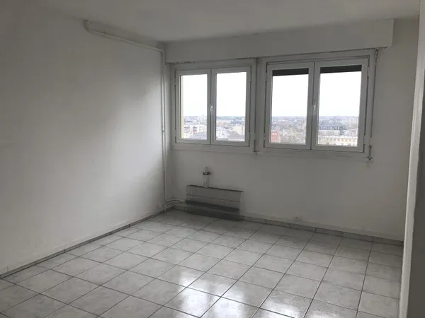 3 RUE DANIEL JOUSSE - LIBRE LE 01/11