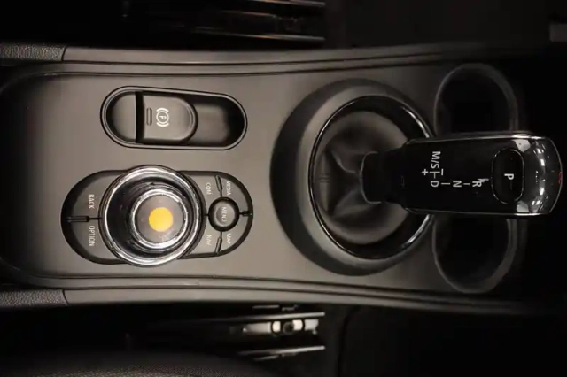 Mini Mini countryman 116 ch bva7 — photo 90