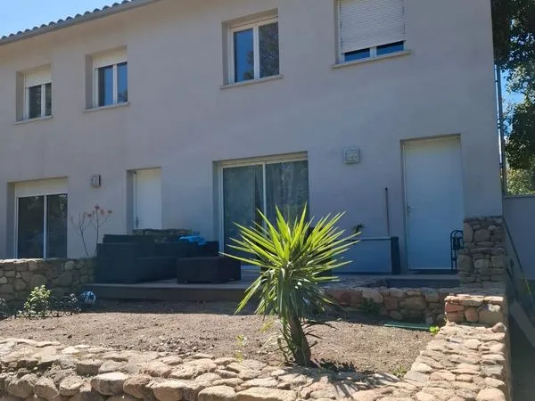 Locations à l'année à Lecci