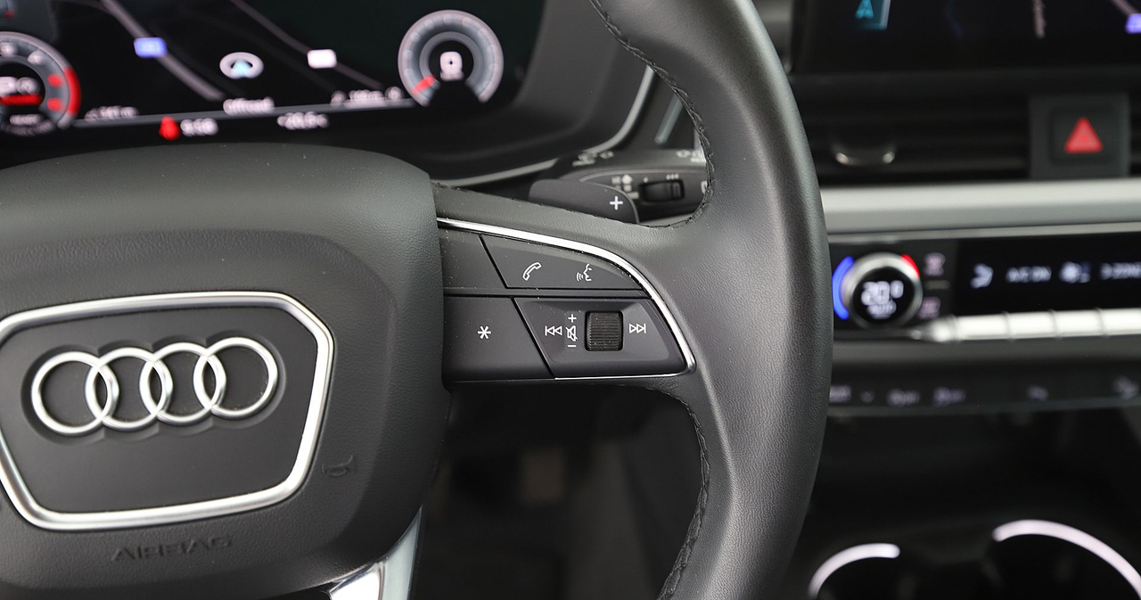 Audi A4 Allroad — photo 26