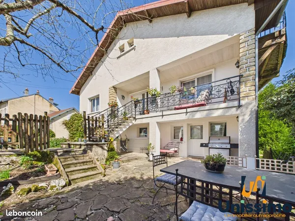 Maison 7 pièces 155 m²