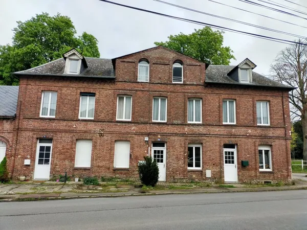 DOUDEVILLE A VENDRE IMMEUBLE DE RAPPORT.