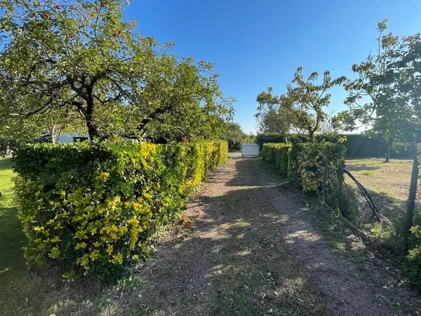 Terrain 525 m²