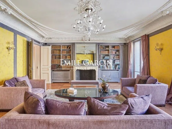 Appartement 4 pièces 125 m²