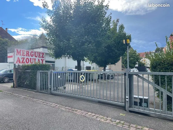 Parking à louer à Neudorf. Arrêt landsberg