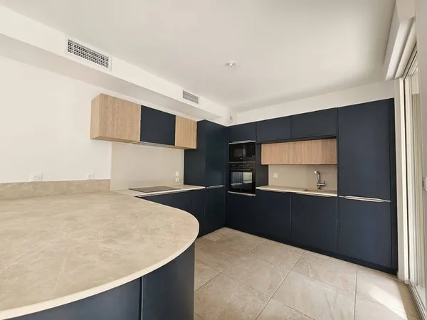 Appartement 3 pièces 100 m²
