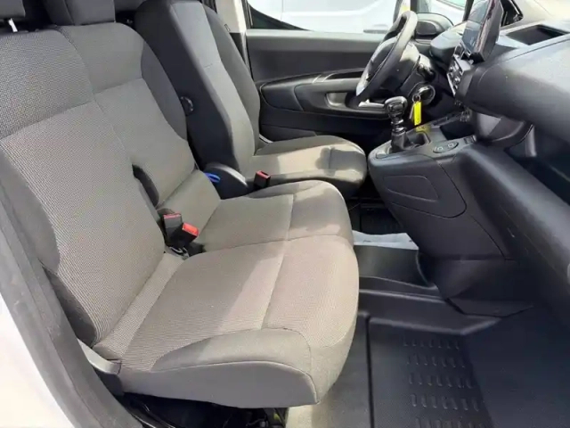 Peugeot Partner fourgon m 650 kg bluehdi 100 s&amp;s bvm6 — photo 26