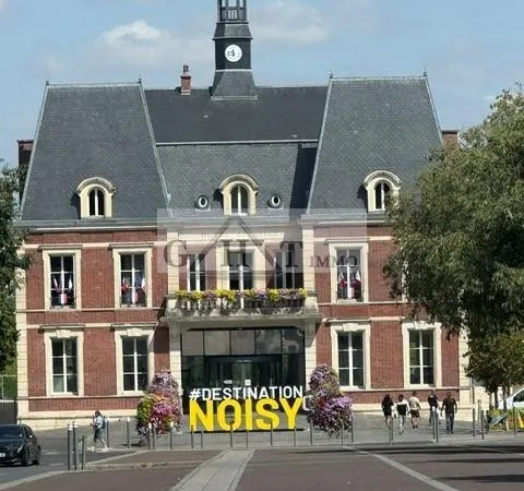 À VENDRE - BUREAUX 250 m² - NOISY-LE-GRAND CENTRE