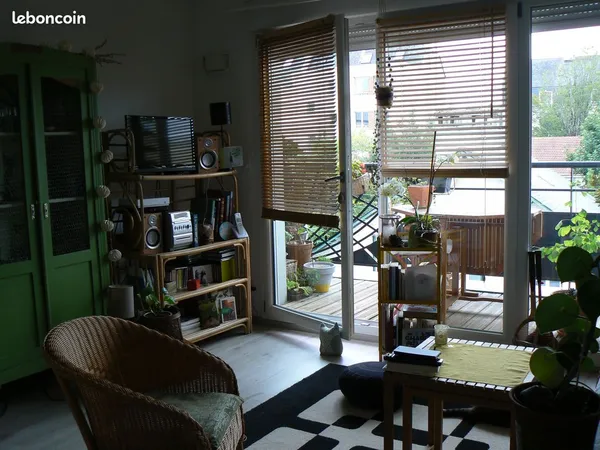 Appartement T1 de 30m2 avec balcon et garage
