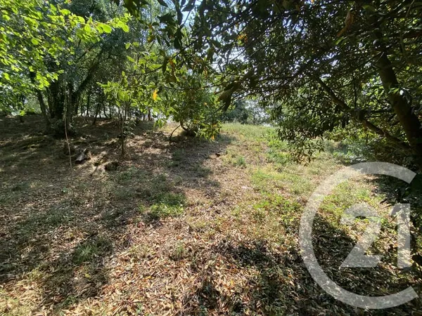 Terrain 512 m²