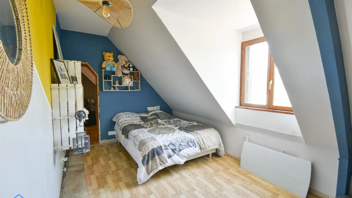 Photo 9