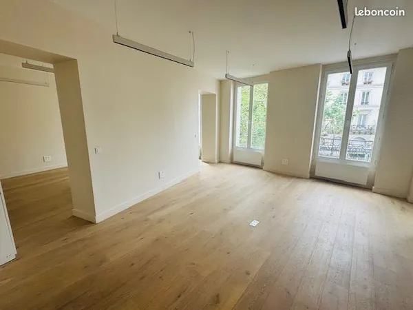 Bureaux 140 m² Paris