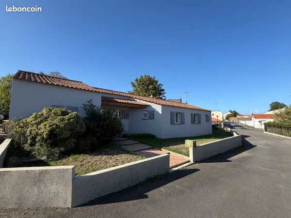 Coup de coeur assuré Charmant plain-pied de 130 m² aux Achards