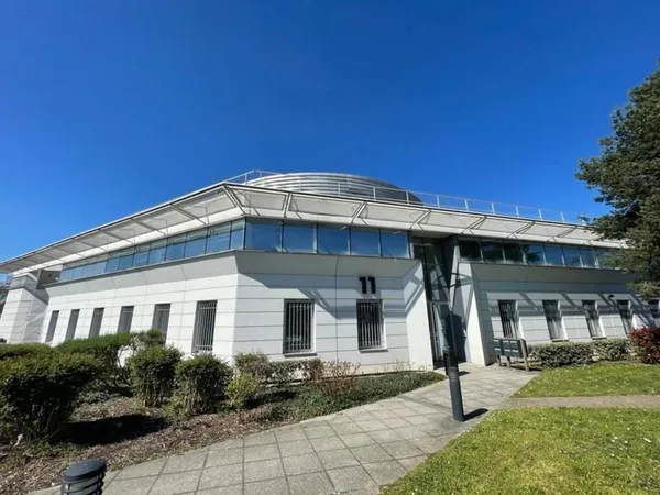 Bureaux 448 m²