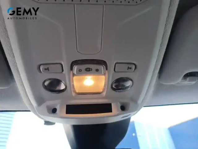Peugeot 208 puretech 100 s&amp;s bvm6 — photo 17