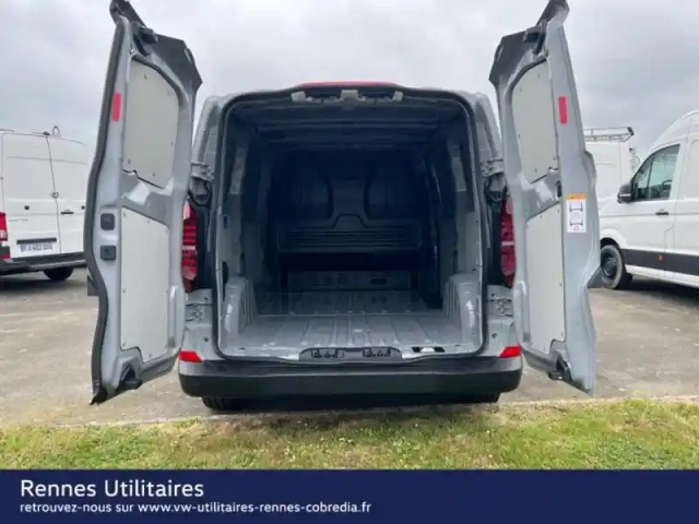 Volkswagen Transporter fg van l1 2.0 tdi 150ch business — photo 7