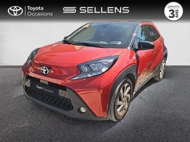 Toyota Aygo x 1.0 vvt-i 72ch design s-cvt my23 — photo 1