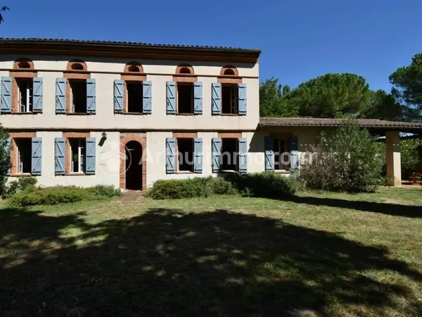 Maison de caractère de 215 m² à Villemur-sur-Tarn - Vue panoramique et grand atelier