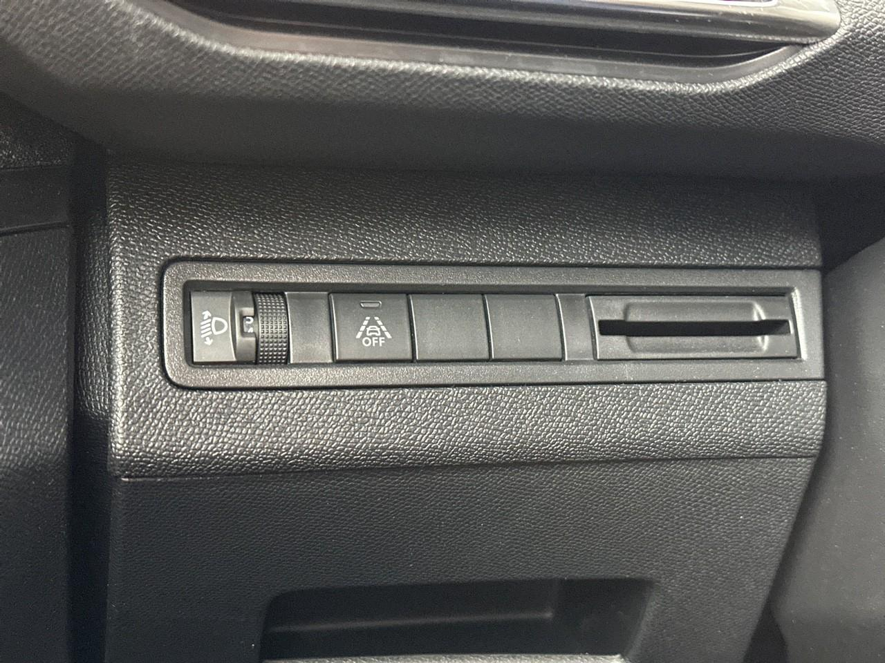 Peugeot 5008 puretech 130ch s&s eat8 allure pack — photo 17