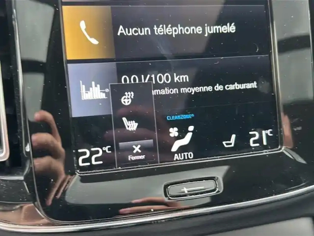 Volvo Xc40 t4 recharge 129+82 ch dct7 — photo 24