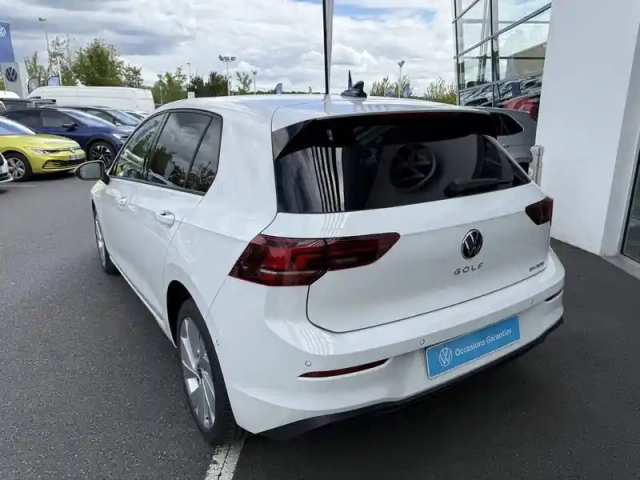 Volkswagen Golf 1.5 ehybrid 204 dsg6 — photo 30