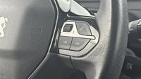 Peugeot 2008 1.5 BlueHDi 130ch S&S Allure EAT8 125g — photo 17