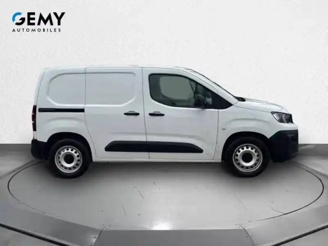 Peugeot Partner e- fourgon m 800 kg 136 ch batterie 50 kwh — photo 4
