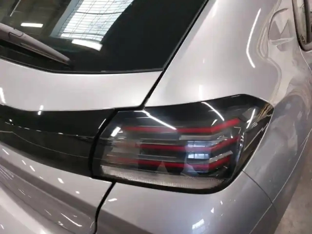 Peugeot 208 puretech 75 s&amp;s bvm5 — photo 37