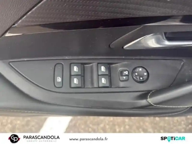 Peugeot 208 1.2 puretech 100ch s&amp;s gt line eat8 — photo 12
