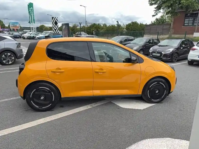 Renault Twingo e-tech electrique 80 ch autonomie urbaine — photo 6