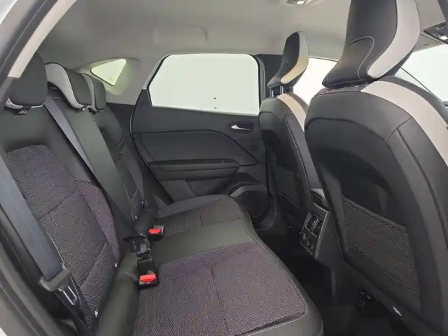 Renault Captur tce 90 — photo 152
