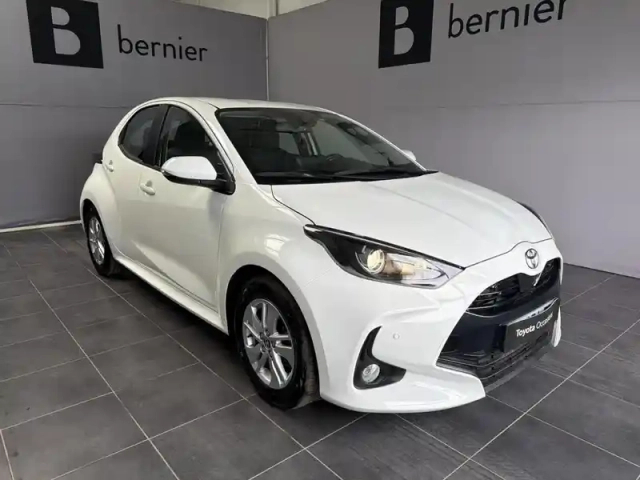 Toyota Yaris 120 vvt-i dynamic business 5p mc24