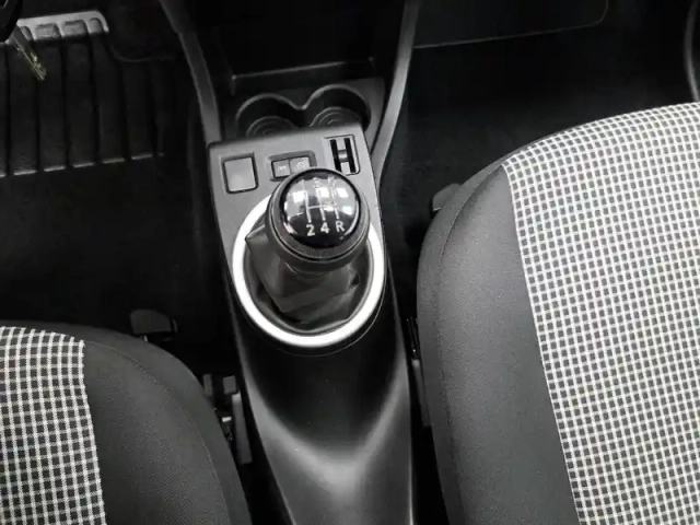 Renault Twingo iii sce 65 - 20 — photo 33