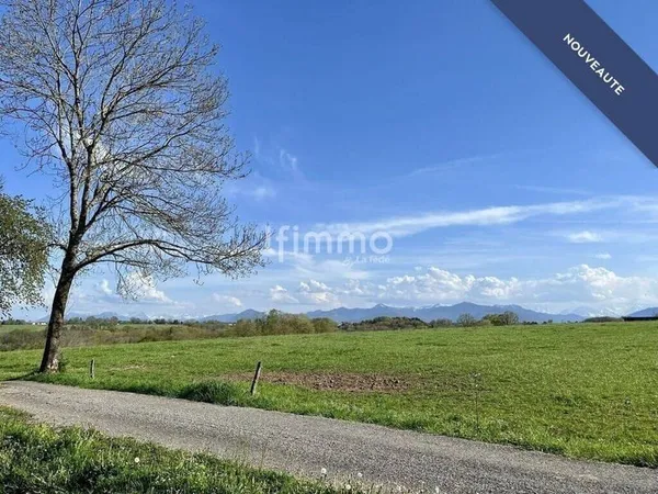 Terrain constructible 2503 m²