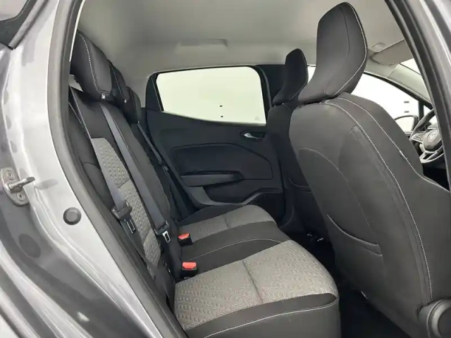 Renault Clio tce 90 — photo 25
