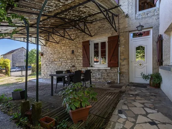 EXCLUSIVITE : Maison familiale avec terrain