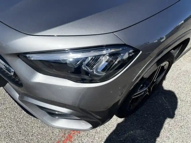 Mercedes Gla 250 e hybrid eq amg line — photo 9