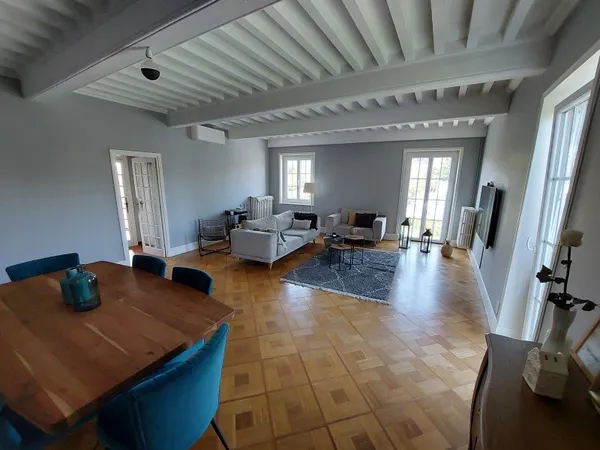Appartement 5 pièces 151 m²