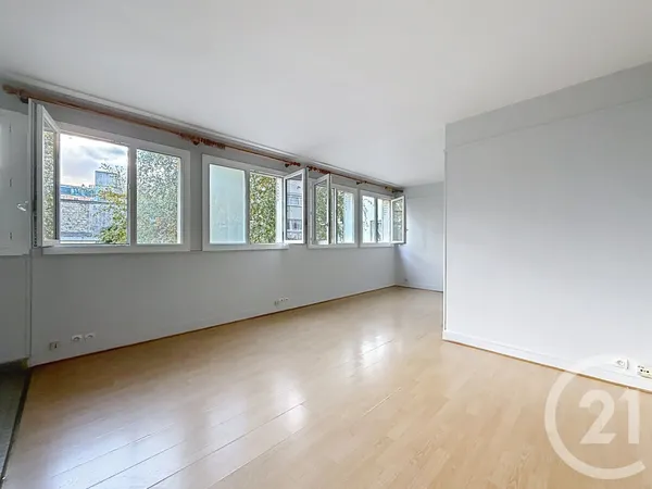 Studio 1 pièce 34 m²