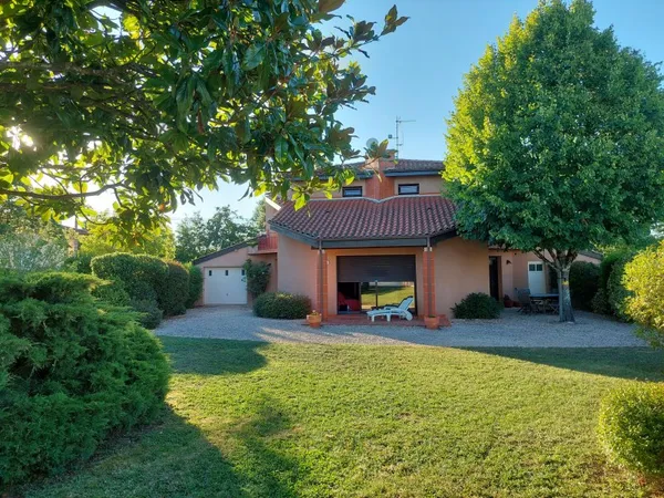 Vends maison grande