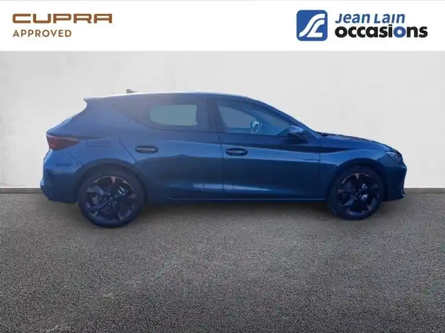 Cupra Leon 1.5 etsi hybrid 150 ch dsg7 — photo 44