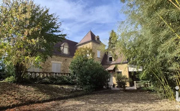 Maison 8 pièces 184 m²