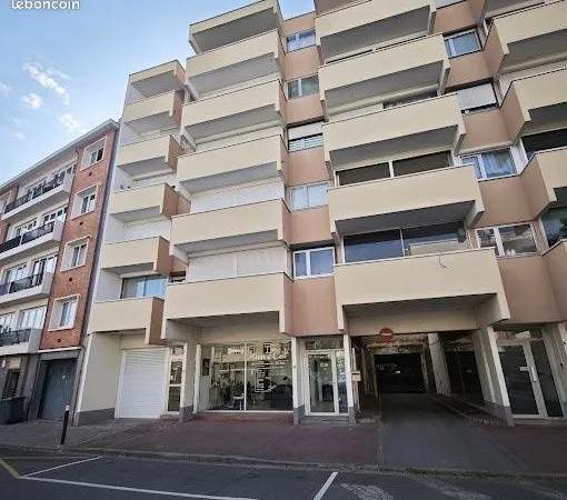 Studio 1 pièce 35 m²