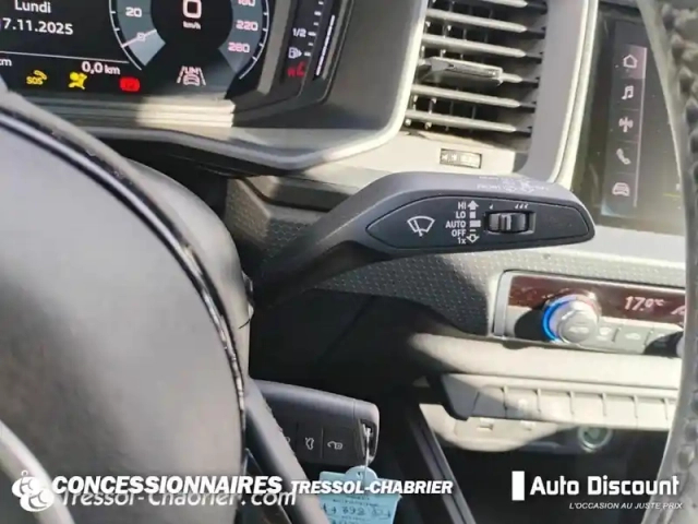Audi A1 sportback 25 tfsi 95 ch bvm5 design — photo 18